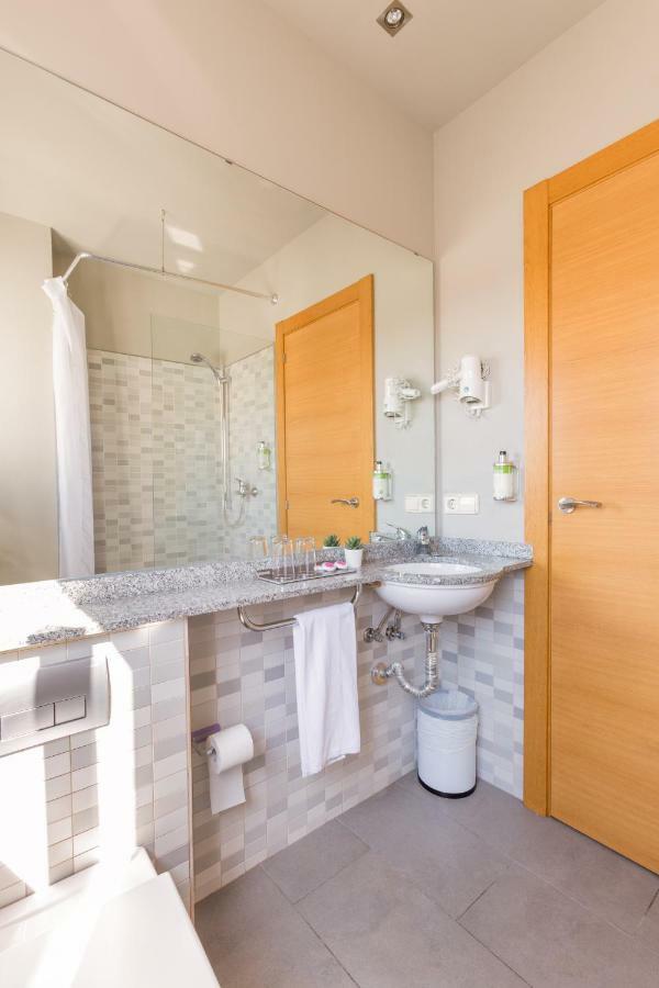 Sky Touristic Attic Apartment Valencia Bagian luar foto